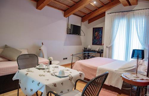 Rosa Bed & Breakfast | Discover Rosa del Grappa: Family-Friendly with Breakfast