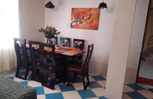 Cusco Apartment | Modern Rosa Elena B&B with Breakfast & Family-Friendly Vibe