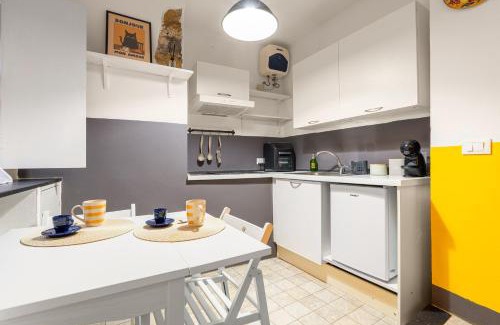 Genoa Historical Centre Apartment | Rosa Homes THE YELLOW - Genoa Center, near the Metro, Aquarium