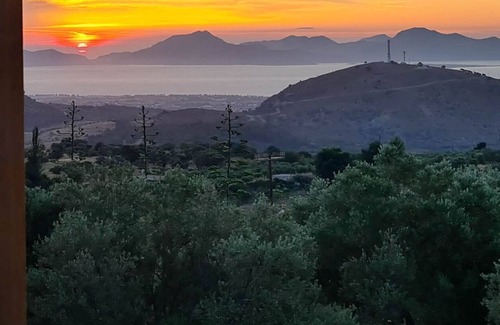 Lagoudi Zia Villa | Private Pool & Jacuzzi Villa Rosa with Ocean Views