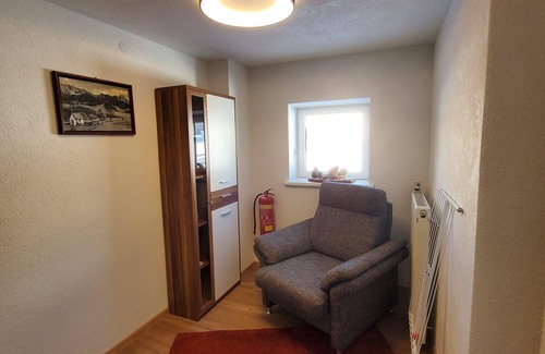 Graen Apartment | Family-Friendly Rosa's Ferienhaus with Kitchen & Breakfast