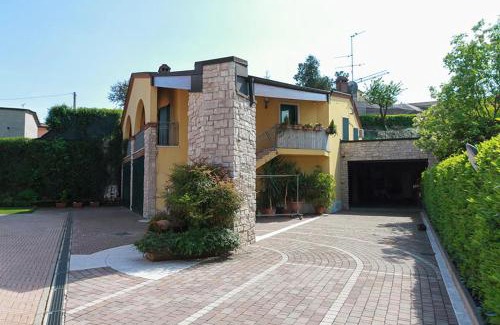Monteforte d'Alpone Bed & Breakfast | Perfect Family Getaway at Rosa Tea - Rated 10/10!