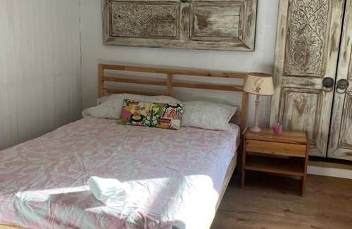 Montagnola Apartment | Rosa3: Family-Friendly Retreat with Pet Welcome