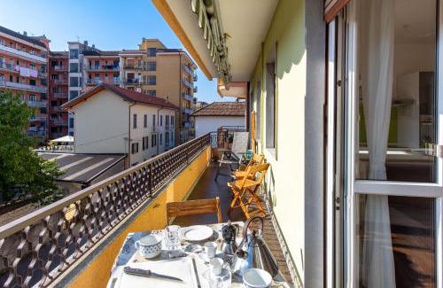 Intra Apartment | Family-Friendly Rosalba - A Perfect Stay Awaits You