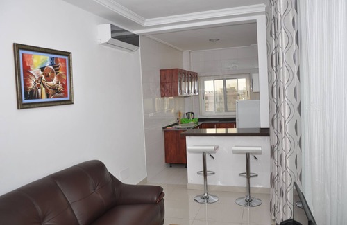 Lome Hotel | Family-Friendly Rosalie's Apparts with Great Amenities