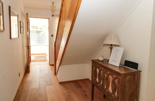 Belford House | Discover Rose Bank: Pet-Friendly Stay with 9/10 Reviews