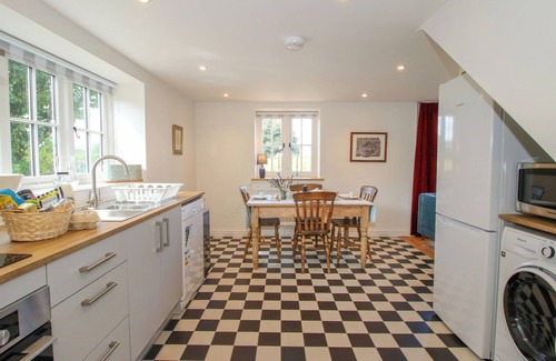 Garway Cottage | ROSE COTTAGE, family friendly, with a garden in Garway