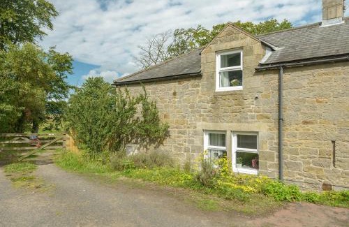 Edlingham House | Discover Rose Cottage: 4-Star, Pet-Friendly Retreat