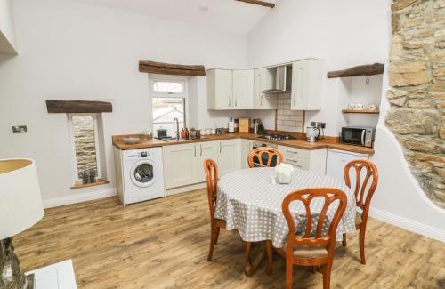 Grassington House | Experience Elegance at Rose Cottage - Rated 9.2/10
