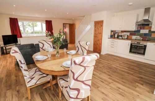 Ardens Grafton House | Rose Cottage