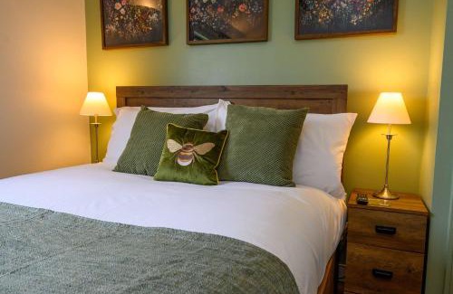 Staple Hill Hotel | Rose - Delightful Stables Conversion By STAE-Homes