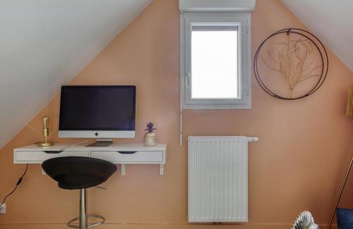 Damgan Apartment | Rose des Vents: Family-Friendly Retreat with High Ratings