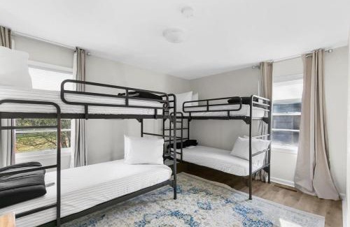 New Castle House | Rose Drive Roost 2