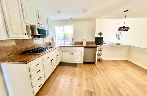 Thousand Oaks House | Rose Garden Home: 4-Bedroom Retreat with Spa & Offices