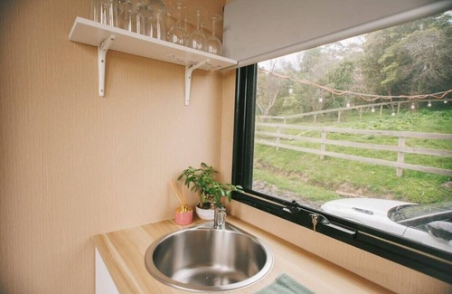 Neerim South House | Rose Hill: Guest Rated 9.6 with Pet-Friendly Amenities