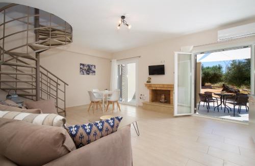 Razata Apartment | Elegant Rose Maisonette: 4-Star Retreat with 9.5/10 Rating