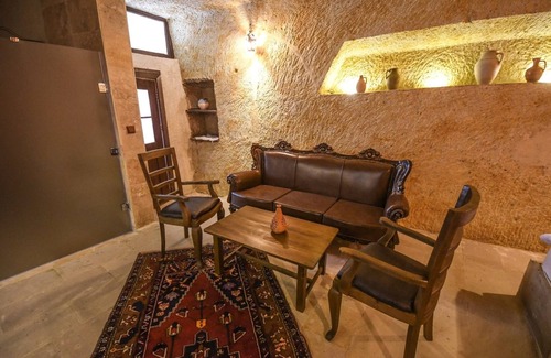 Mustafapasa Hotel | Inviting Rose Nest Cave Otel - Rated 9.6 with Family Amenities