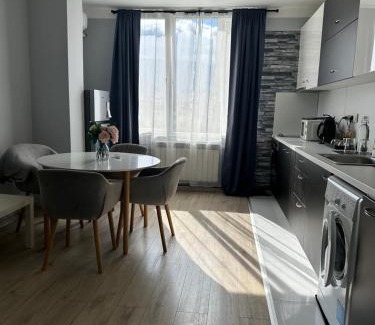 g.k. Strelbishte Apartment | Family-Friendly Rose's Apartment near Metro & Parks