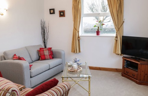 Llanymynech Cottage | ROSE VILLA, pet friendly in Llanymynech