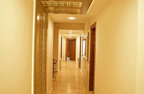 Bagbasi Apartment | Rose Vip: Family-Friendly Stay with Kitchen Amenities