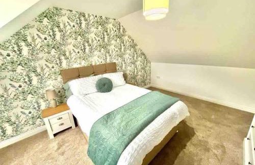 Stockton-on-Tees Apartment | Exceptional Rosebank Apartment with Pet-Friendly Amenities