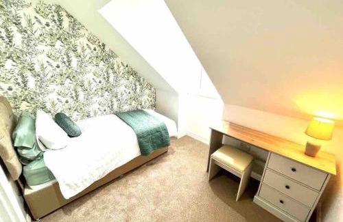 Stockton-on-Tees Apartment | Exceptional Rosebank Apartment with Pet-Friendly Amenities