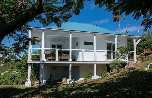 Estate Chocolate Hole and Great Cruz Bay Cottage | Experience Rosebay Cottage: Ocean Views & Spa Retreat