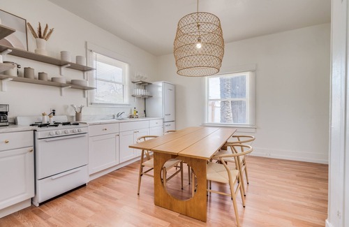 Iron Horse Historic District House | Discover Rosebud on 8th in Downtown Tucson - Perfect for Families