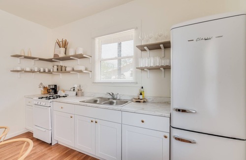 Iron Horse Historic District House | Discover Rosebud on 8th in Downtown Tucson - Perfect for Families