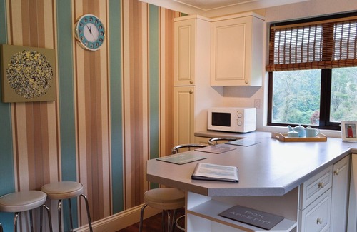 Liskeard Cottage | Perfect 3 Bedroom Stay Near Liskeard with Lake Views