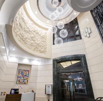 Causeway Bay Hotel | Discover Rosedale Hotel Hong Kong: Family-Friendly Stay