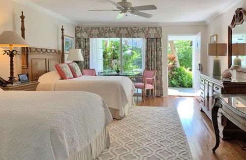 Pembroke Hotel | Rosedon - Adults Only Getaway with Oceanfront Views