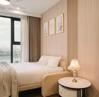 Tu Liem Apartment | Elegant Rosee House: Oceanfront Bliss at Vinhomes Smart City
