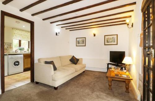 Penrith House | Rosegarth Cottage: 4-Star Rated, Pet & Child Friendly Stay
