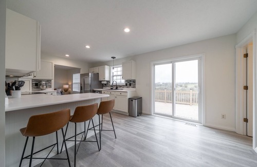 Williamstown House | Roselawn Retreat: Family-Friendly Home Near the Ark