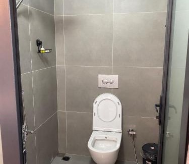 Trabzon Apartment | Rosella Royal Suite: Family-Friendly with Top Amenities