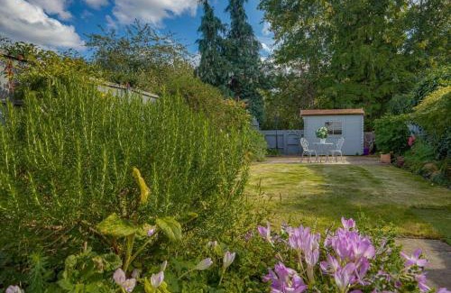 Rothley House | Discover Rosemary Cottage: A Cozy 4-Star Retreat