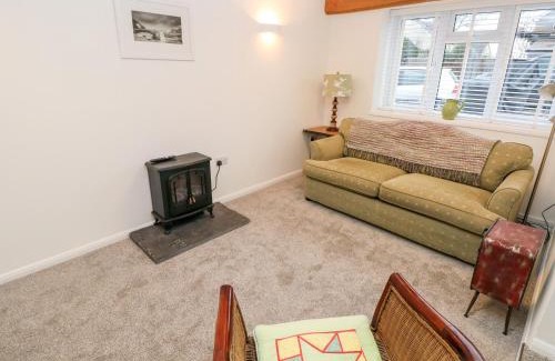 Jameston House | Rosemary Cottage: Pet Friendly Stay with Top Guest Rating