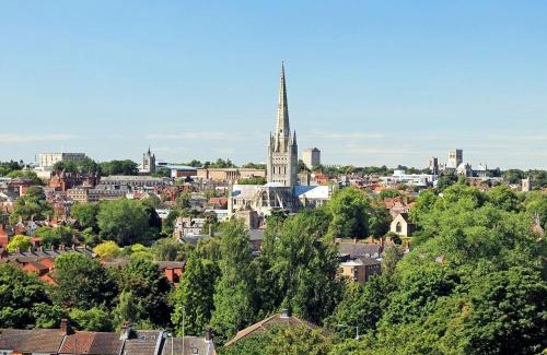 Potter Heigham House | Rosemary Hotel: Pet & Child-Friendly 4-Star Retreat