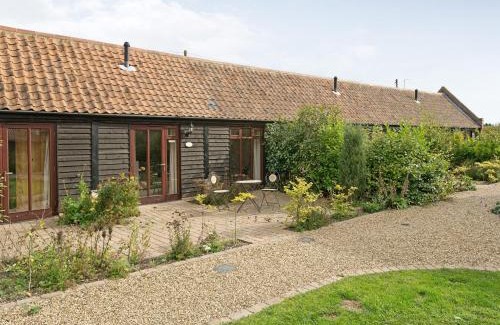 Potter Heigham House | Rosemary Hotel: Pet & Child-Friendly 4-Star Retreat