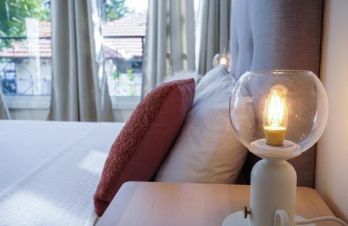 Tel Aviv House | Rosen Villa at Ramat Hahayal: Ocean View & Family Friendly