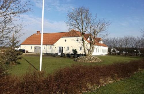 Esbjerg Municipality Apartment | Exceptional Rosengaard Holiday Apartment & B&B with Breakfast