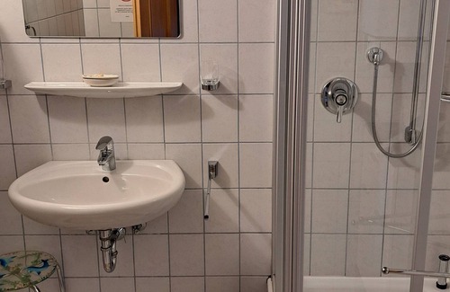 Tegernsee Apartment | Rosenhäusl Rixner: Inviting Vacation Apartment in Central Area