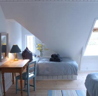 Svendborg Bed & Breakfast | Rosenhøj Bed and Breakfast: Oceanfront Retreat with Hot Tub