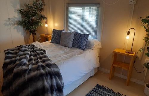 Cederberg Apartment | Cozy Rosenhof Nut Hut - Tented Cabin by the Ocean
