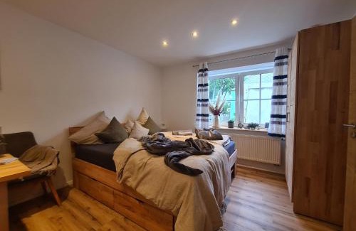 Weissenstadt Apartment | Enchanting Rosenzauber Kraxler for Romantic Getaways