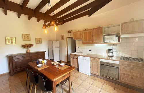 Saint-Gery House | Ideal Getaway at LA ROSERAIE - Pool & Lake Views