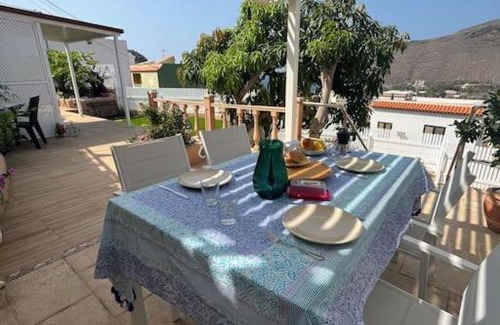 San Sebastian de la Gomera Apartment | Discover Rose's House: Guest Rated 9.8 for Your Stay