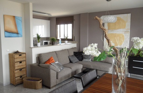 Santa Margarida Apartment | Family-Friendly Oasis in Roses with Pool and Ocean View