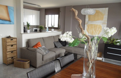 Santa Margarida Apartment | Family-Friendly Oasis in Roses with Pool and Ocean View